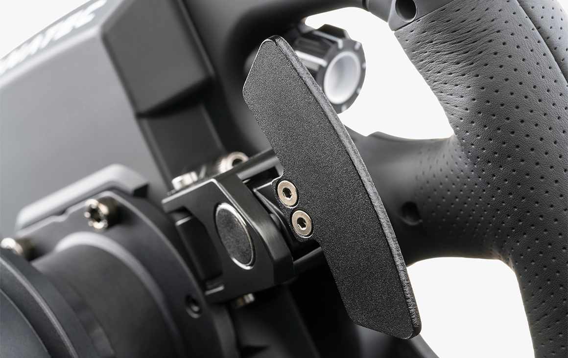 Fanatec ClubSport Racing Wheel F1 paddle detail