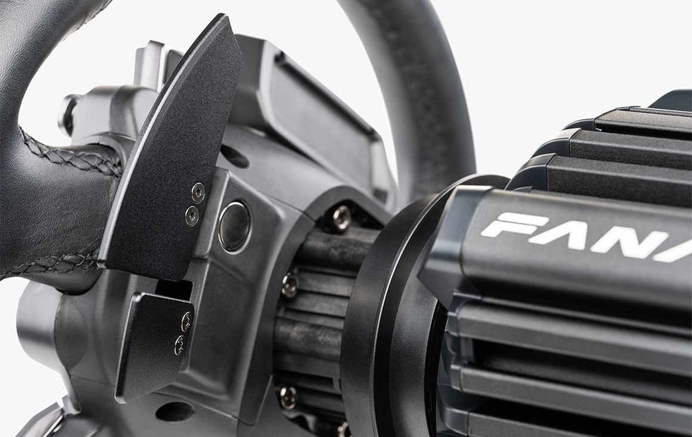 Fanatec Gran Turismo DD Extreme paddle detail